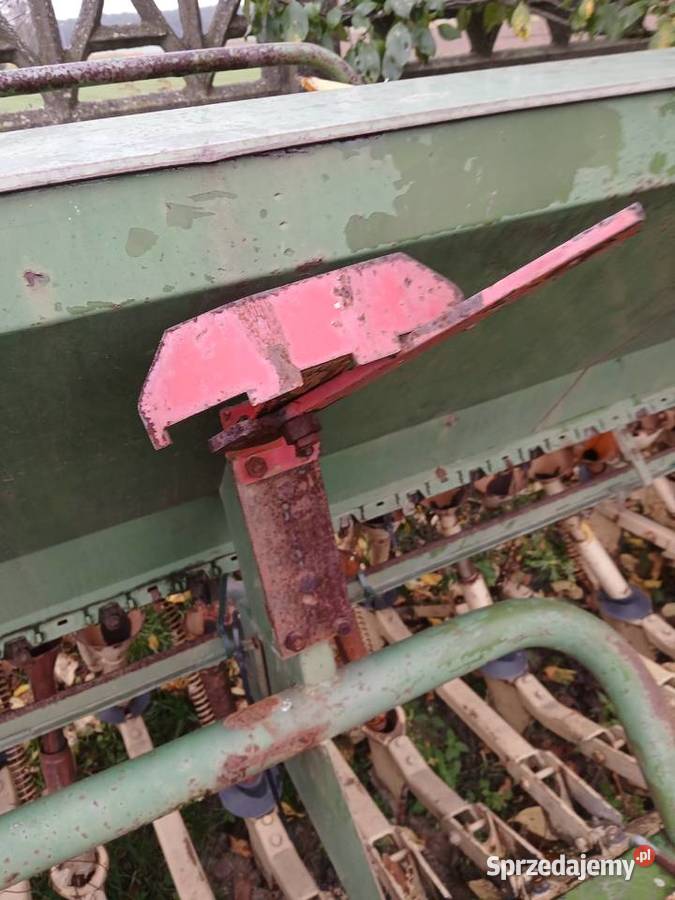 Lejki stopy wysiewające siewnik amazone d4 łódzkie Lubochnia
