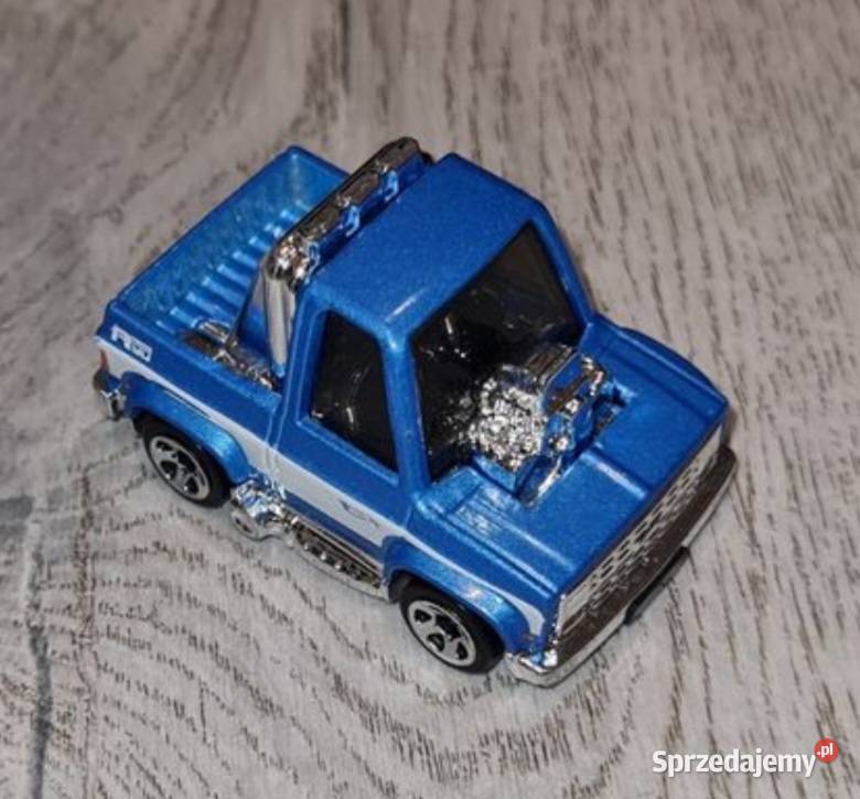 Autko samochód resorak Hot Wheels Toond 83 Chevy Łódź