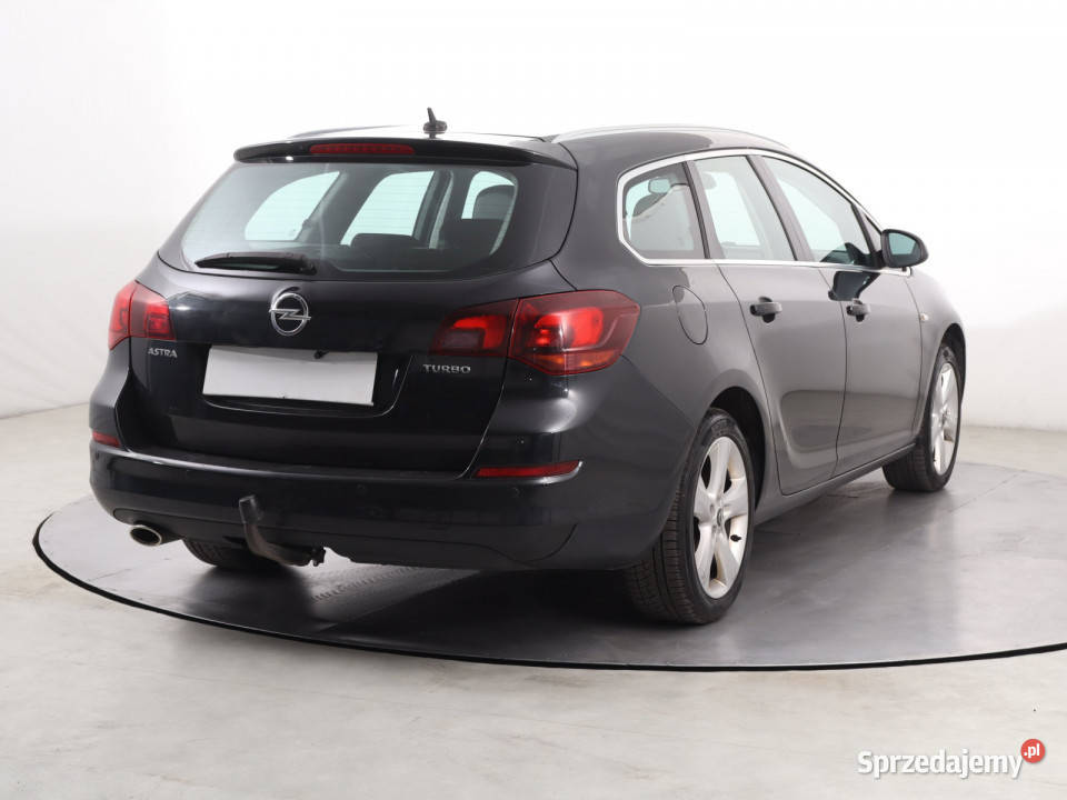 Opel Astra 14 T podgrzewane fotele Katowice