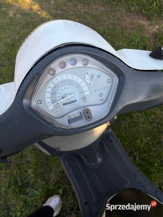 Skuter Piaggio 125 23000km