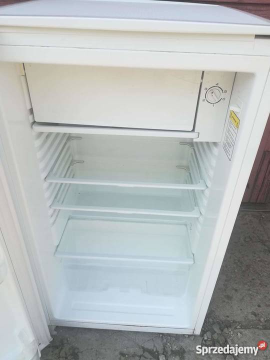 Lodówka Candymożliwy transport Warszawa