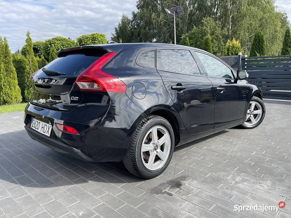 Volvo V40 16 Diesel 115 2013 r 256000 Płock sprzedam