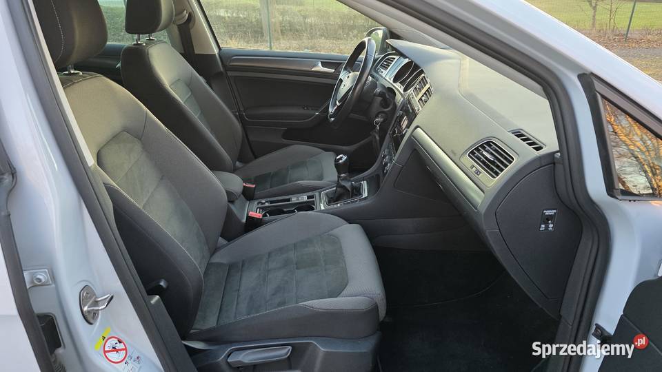 16 TDI 116 Navi 2xPDC Ks Serwisowa Zadbany Jastrzębie-Zdrój