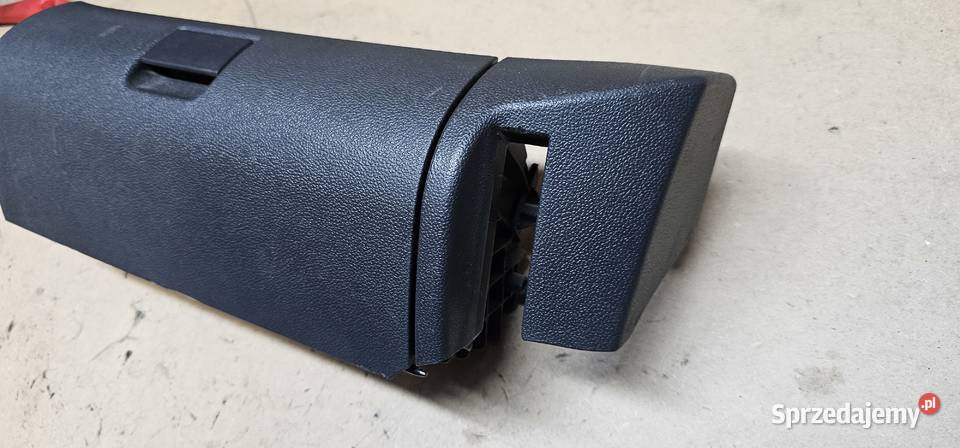 Schowek fotela mercedes w211 2119190273 wielkopolskie Zbąszyń