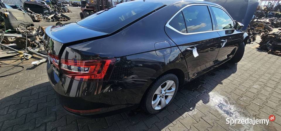 ĆWIARTKA BŁOTNIK PRAWY TYŁ SKODA SUPERB III kujawsko-pomorskie Lipno sprzedam