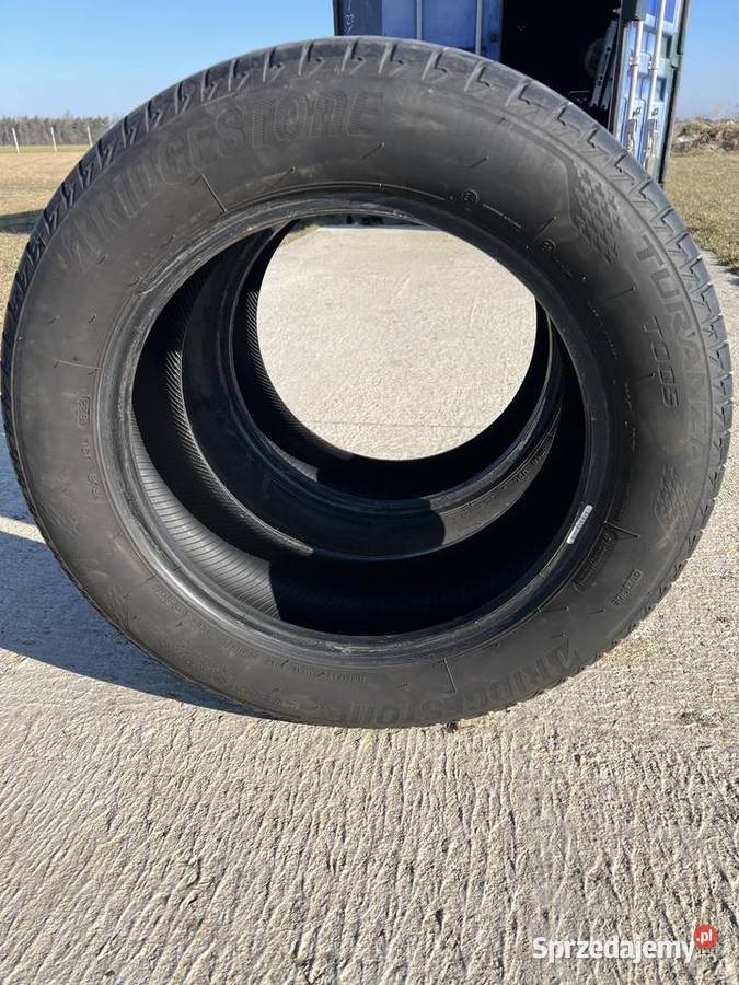 Opony Bridgestone letnie 23555R17 2 lato Samochodowe Brzeg