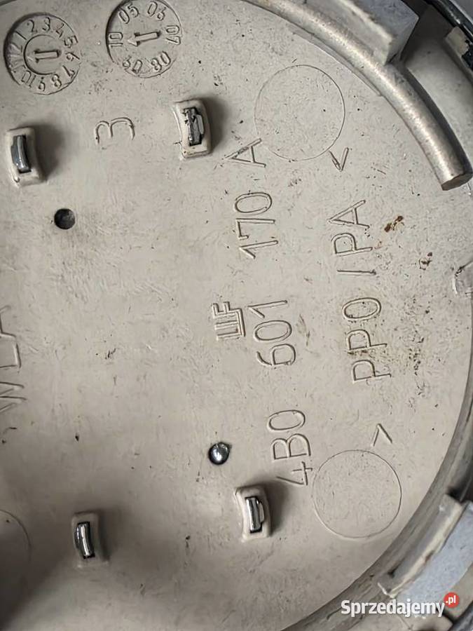 Dekielek Audi 69 mm 4B0601170A Pozostałe Iława