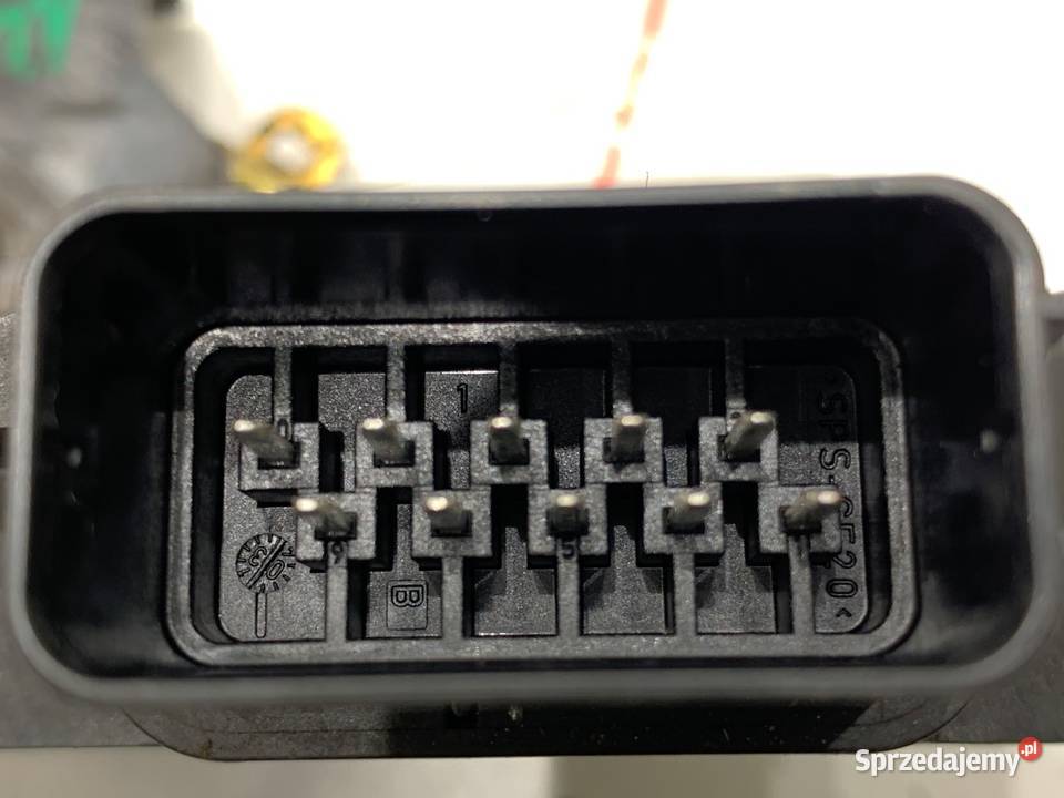 ZAMEK DRZWI LEWY PRZÓD VOLVO V50 Kombi 30699154