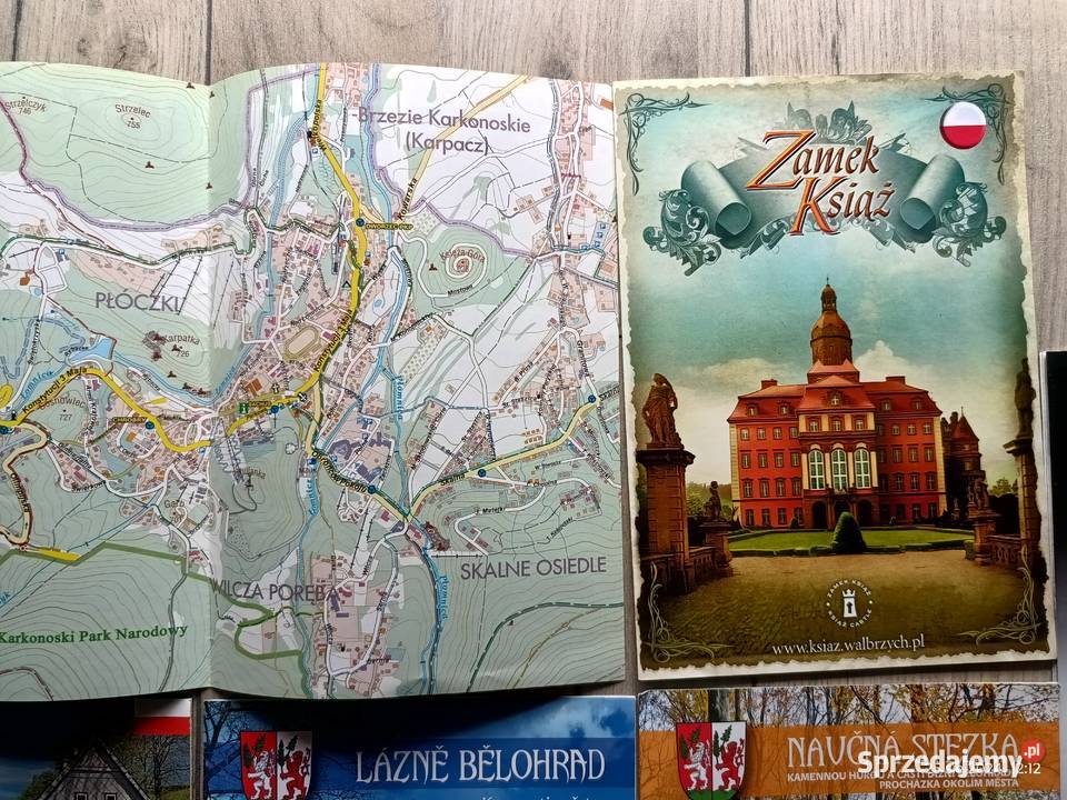 Foldery i mapki turystyczne z Karkonoszy i Wronki