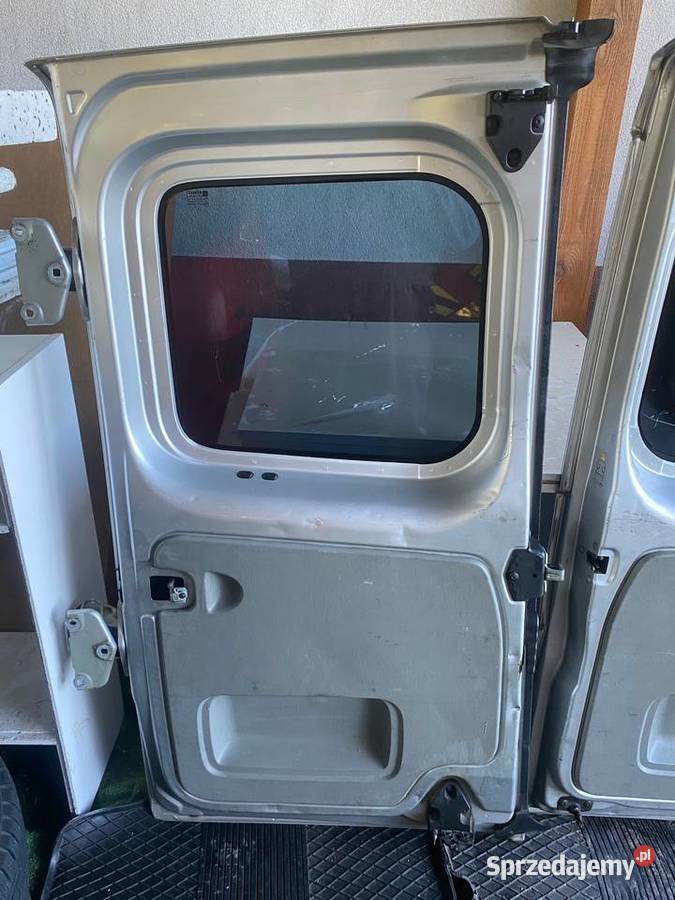 Tylne kompletne drzwi Vivaro Trafic Primastar Drzwi Mostki