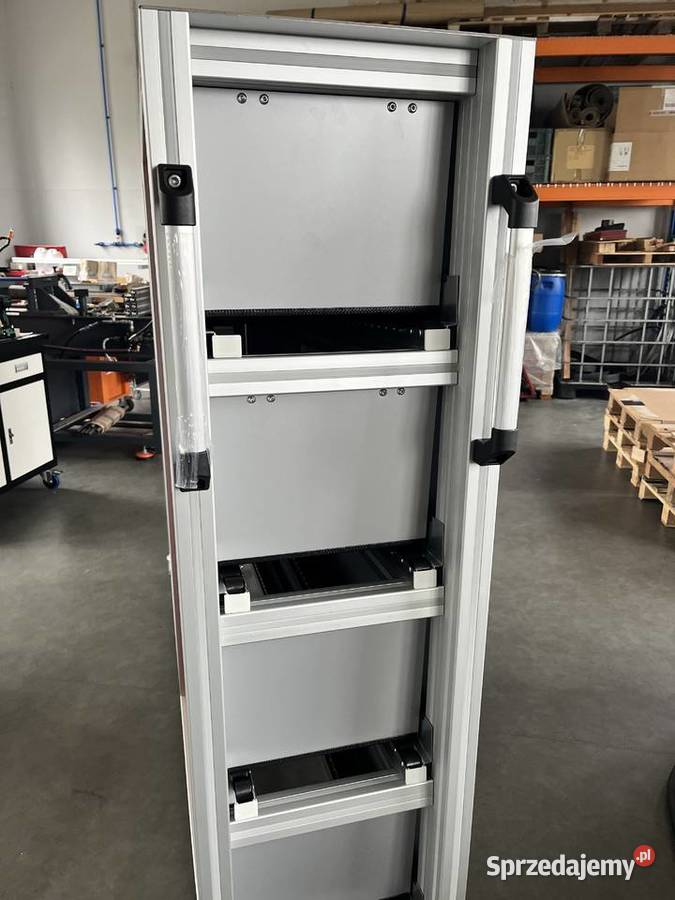 Regał przepływowy FIFO w obudowie 20x Euro Niedomice