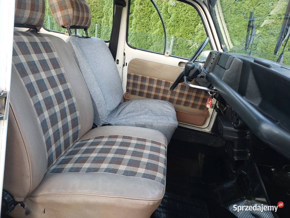 Renault 4 1986r ZABYTEK Oryginalne CzęściBEZ 854cm3 Przemyśl