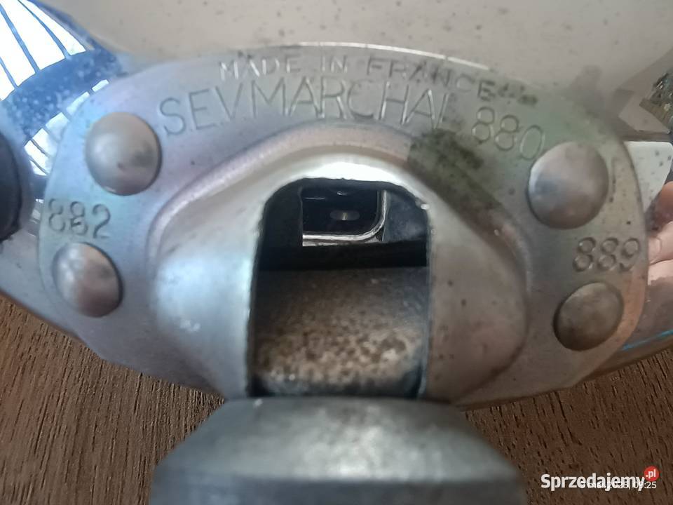 Nowe zabytkowe światła SEV Marchal 882 Ferrari Kętrzyn