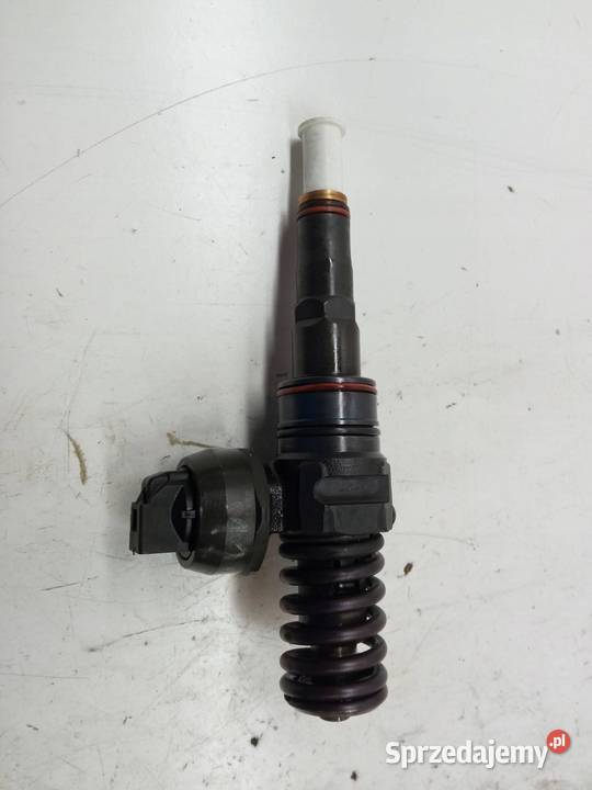 POMPOWTRYSKIWACZ 0414720213 038130073AQ 19 TDI Rok produkcji 2003 sprzedam