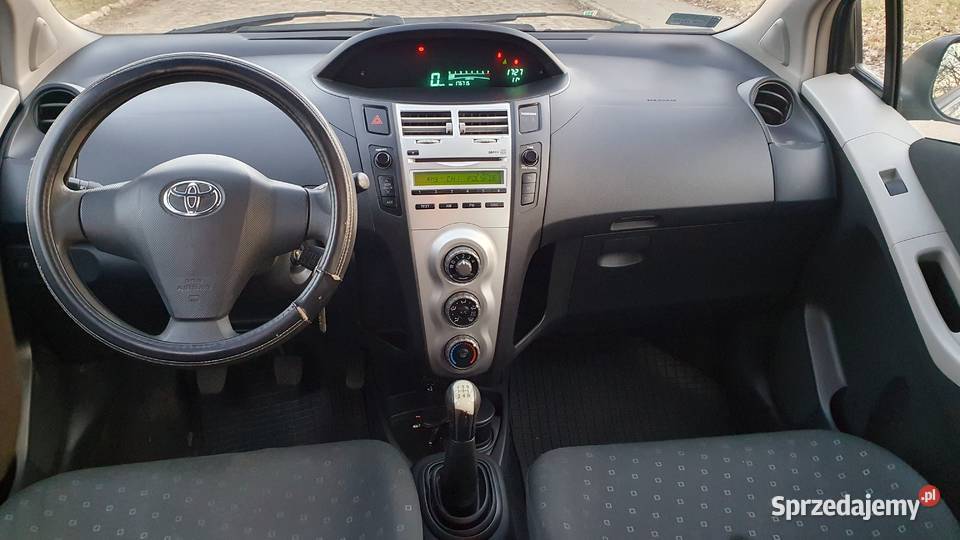 Toyota Yaris 2008r 13 benzyna 87 salonowy Rok produkcji 2008 Wrocław