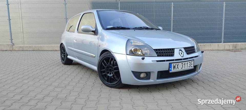 Sprzedam prywatne auto Renault Clio 2 Ph2 Sport 1998cm3 Radom