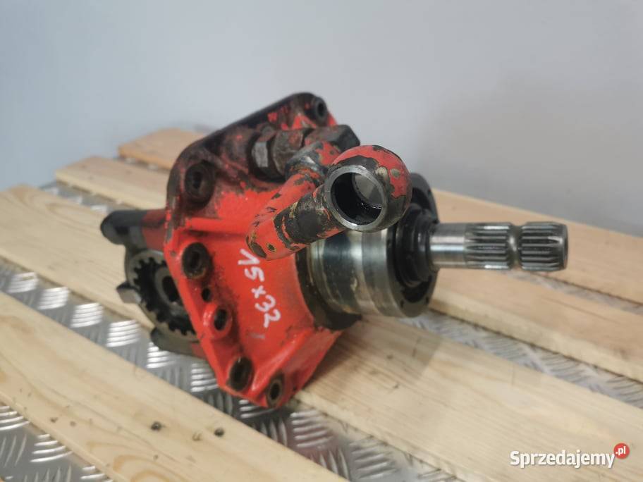 Środek mostu Manitou MLT 626 Carraro 15X32 przód wielkopolskie