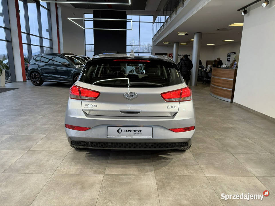 Hyundai i30 VAT 23 Classic 15DPI 110 M6 2022 r garażowany małopolskie