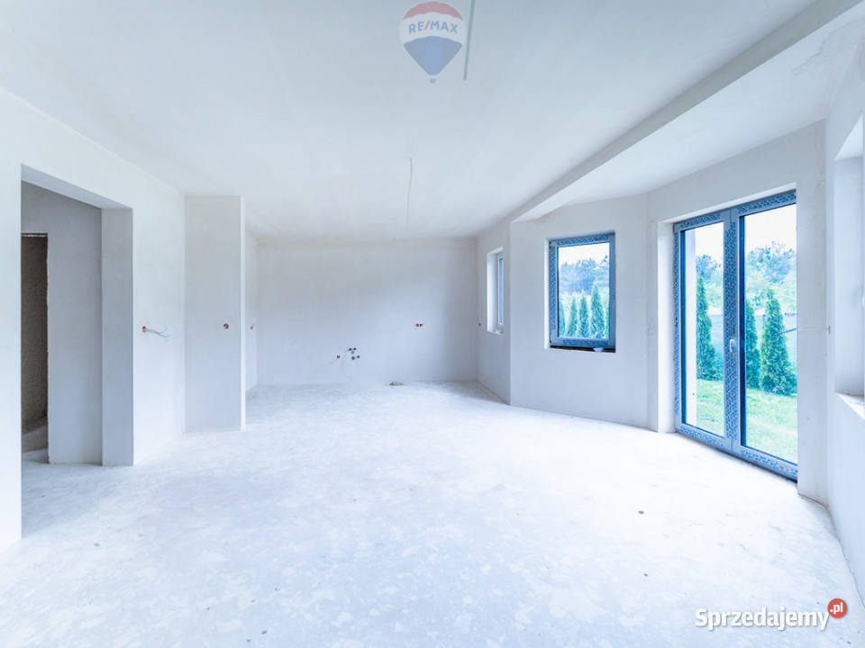 Połowa domu w pobliżu Kampinoskiego Parku Nar mazowieckie Kaliszki