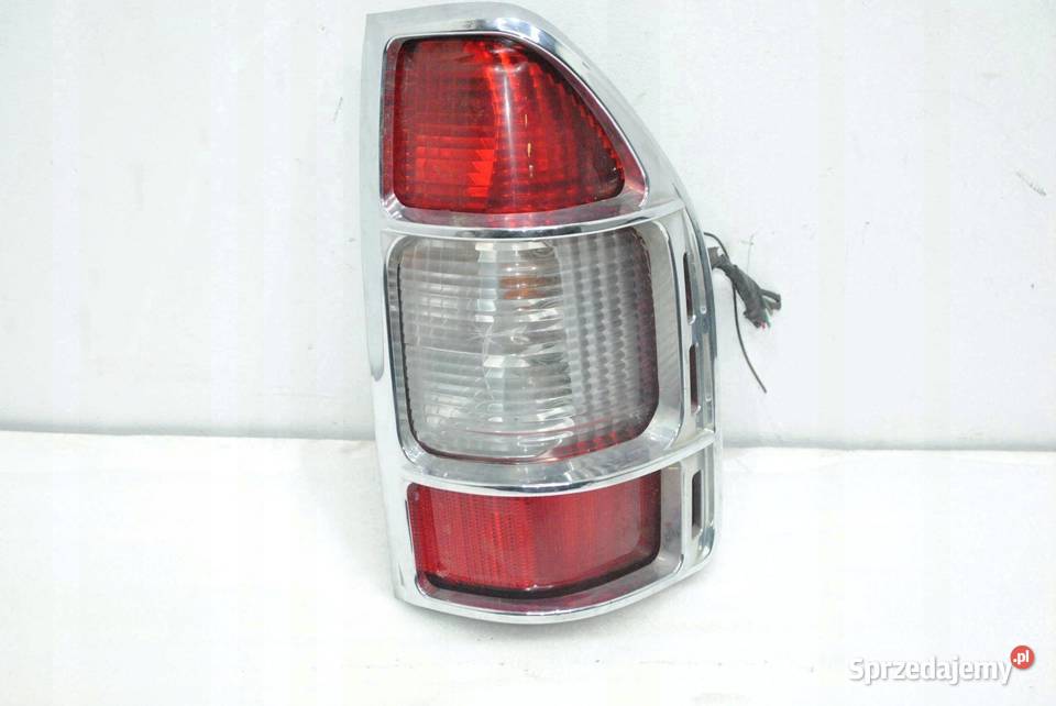 LAMPA TYŁ PRAWA OBUDOWA ISUZU D 06R