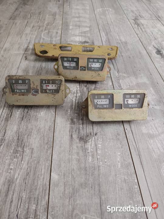 Błotnik z laminatu Warszawa 223 m20 silnik s21 Rok produkcji 1969 Zielona Góra sprzedam