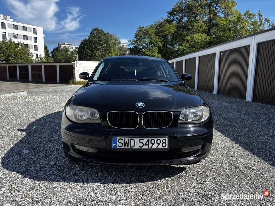 Bmw seria 1 e81 116i mały przebieg
