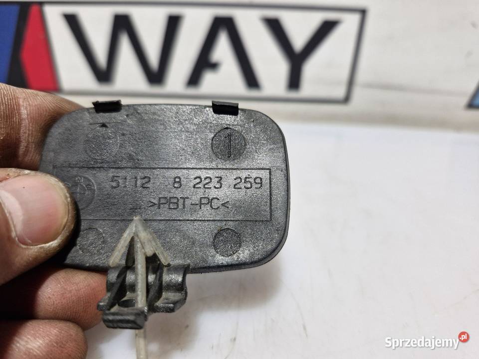 BMW E65 E66 ZAŚLEPKA HAKA ZDERZAKA TYŁ 8223259 osobowe dolnośląskie