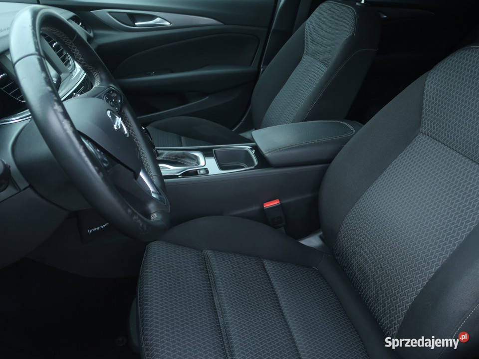 Opel Insignia 15 CDTI światła LED