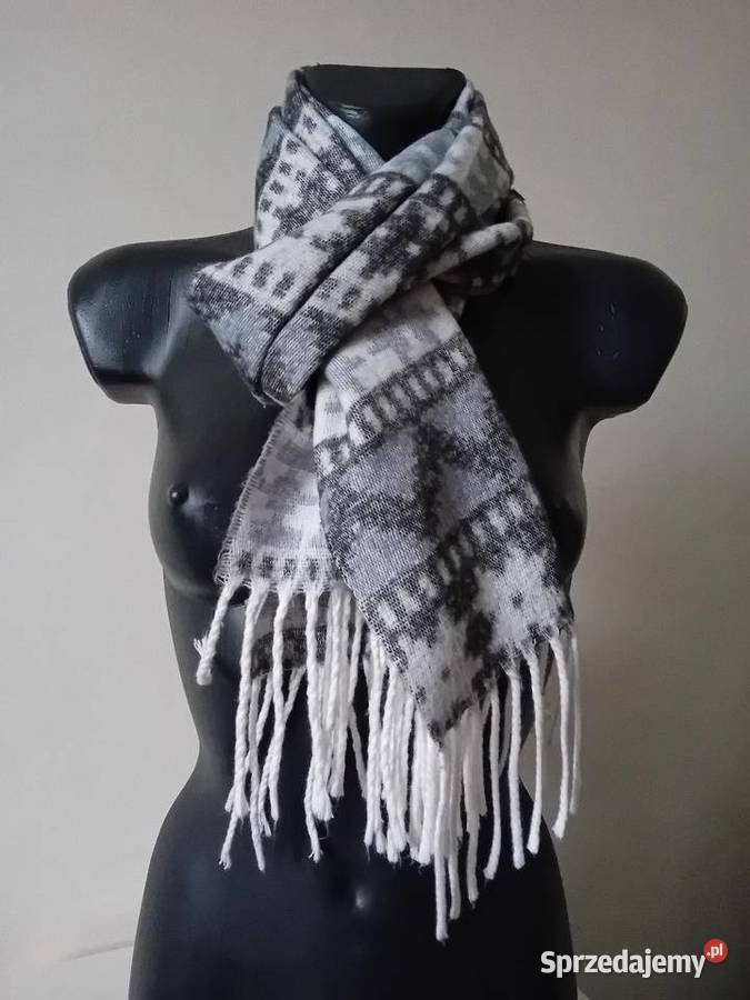 Dłuższy szal z frędzlami Uniseks Warszawa