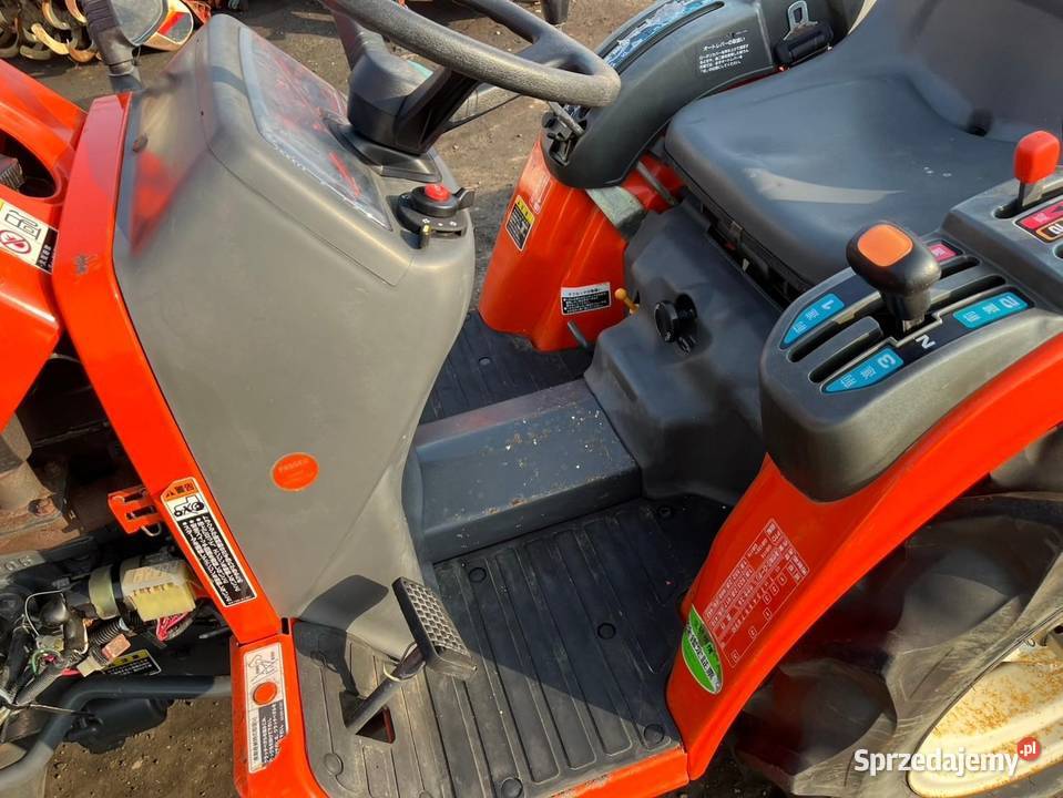 Traktor Kubota GB175 Skała