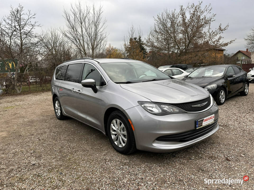 Chrysler Pacifica 36 benzynaAutomat8 bluetooth Warszawa