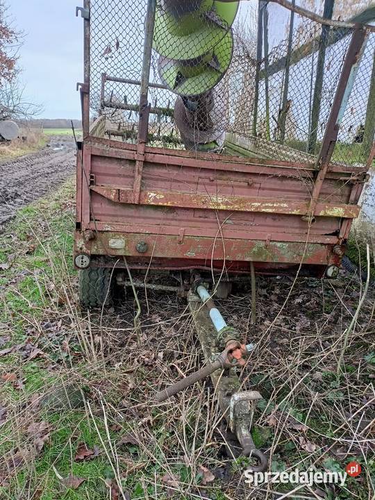 Rozrzutnik obornika Trzebiatów