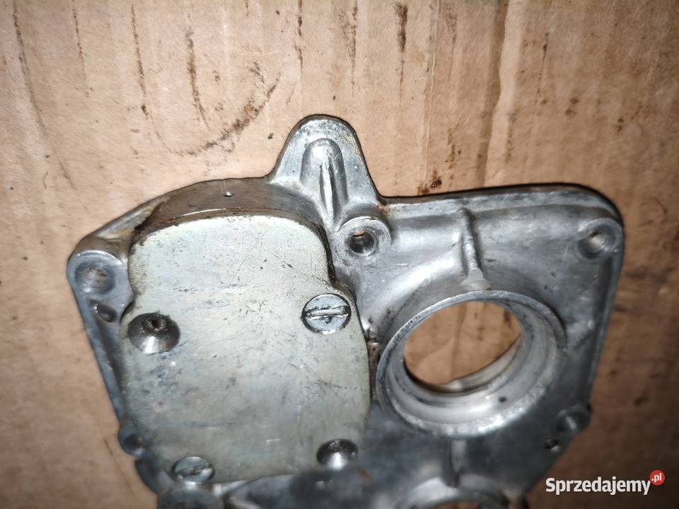 Dekiel pokrywa skrzyni biegów Ural M62 Leszno