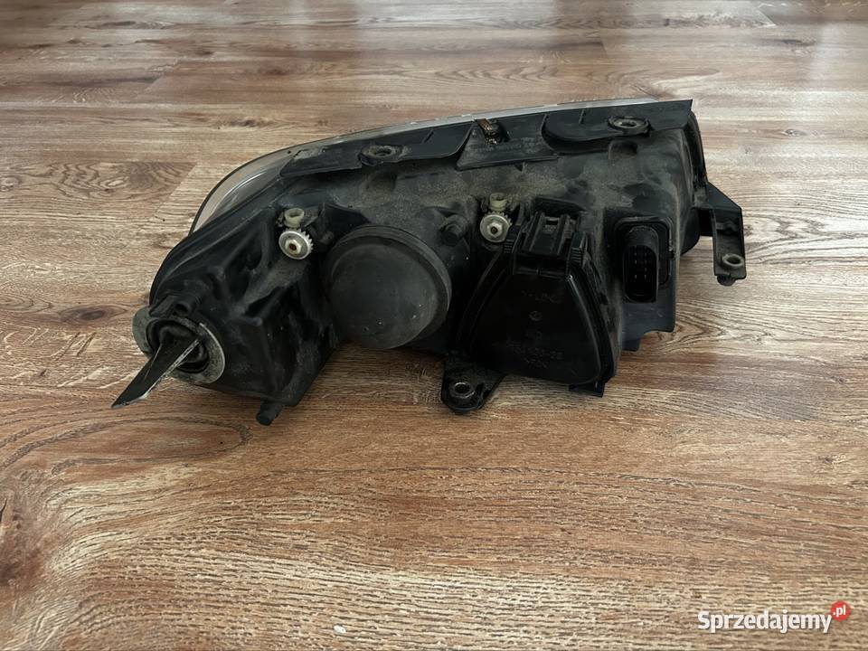 Lampy Hella Passat B5 FL Małaszewicze Małe sprzedam