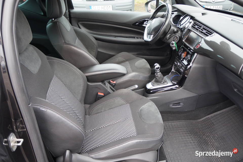 Citroen DS3 16 benzyna 156 Styl Moc Komfort wspomaganie kierownicy Częstochowa sprzedam