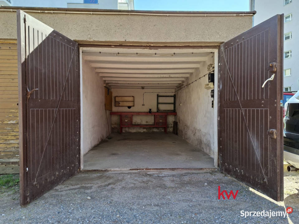 Garaż 16m2 Poznań Michała Barzyńskiego