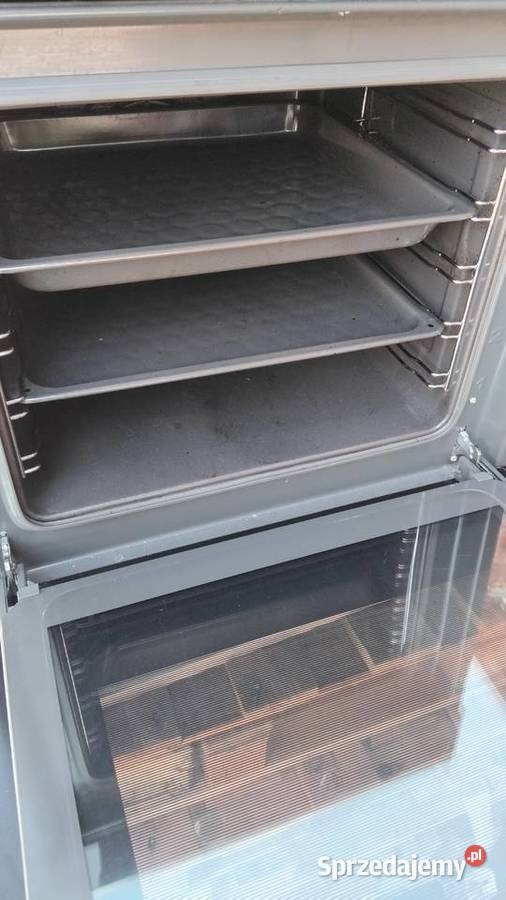 Płyty gazowe piekarnik i mikrofalówka