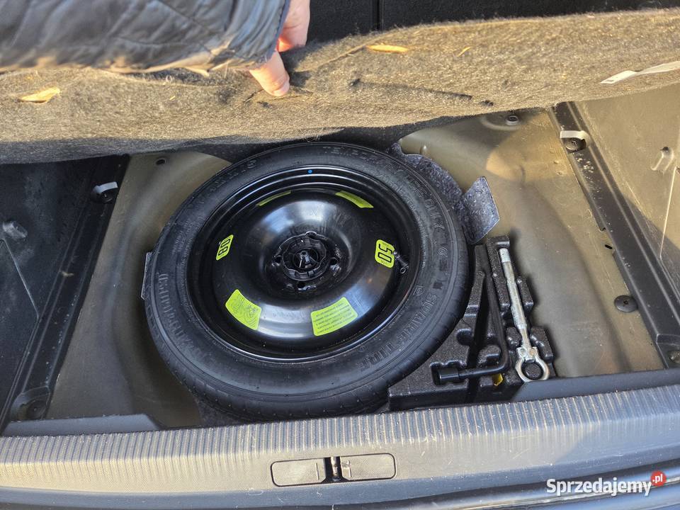 PEUGEOT 2008 prywatny Stan manualna Świebodzice