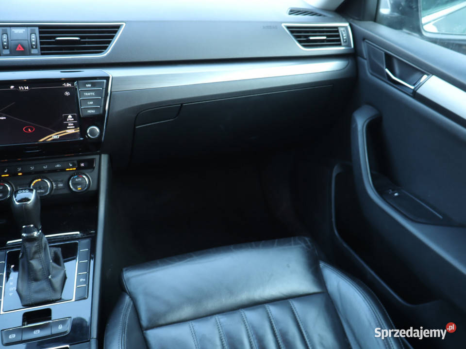 Skoda Superb 16 TDI elektrycznie ustawiane fotele Superb sprzedam