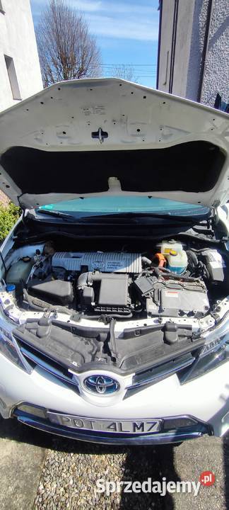 Toyota Auris II hybryda 1800cm3 Ostrzeszów