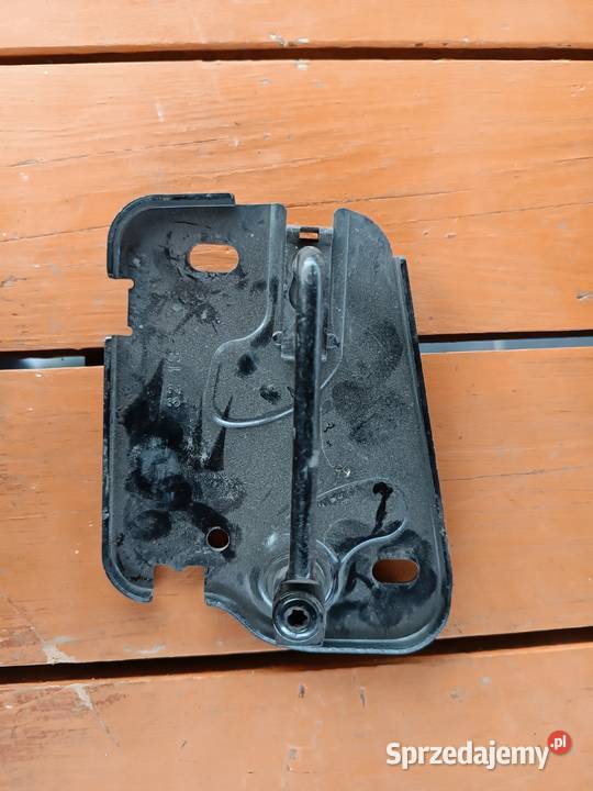Zamek rygiel maski Audi A3 8V 8V0823185B Turek