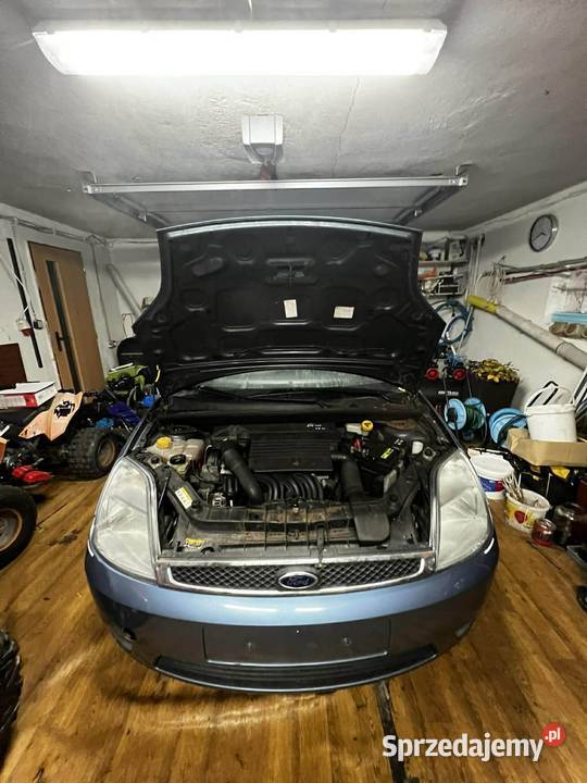 Sprzedam na części forda fiestę mk5 Czarny Bór