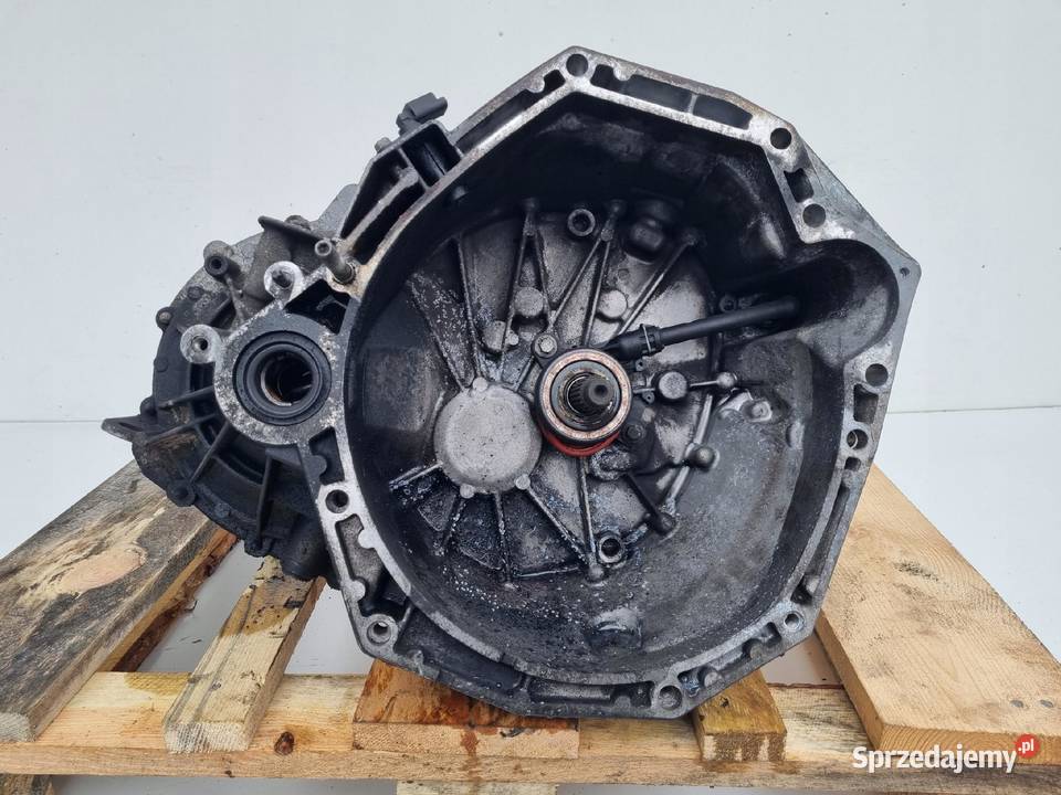 Renault Scenic III 15 DCI SKRZYNIA BIEGÓW osobowe Janów