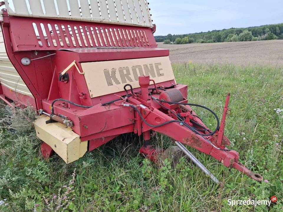 Przyczepa samozbierająca KRONE nieuszkodzony Obozin sprzedam