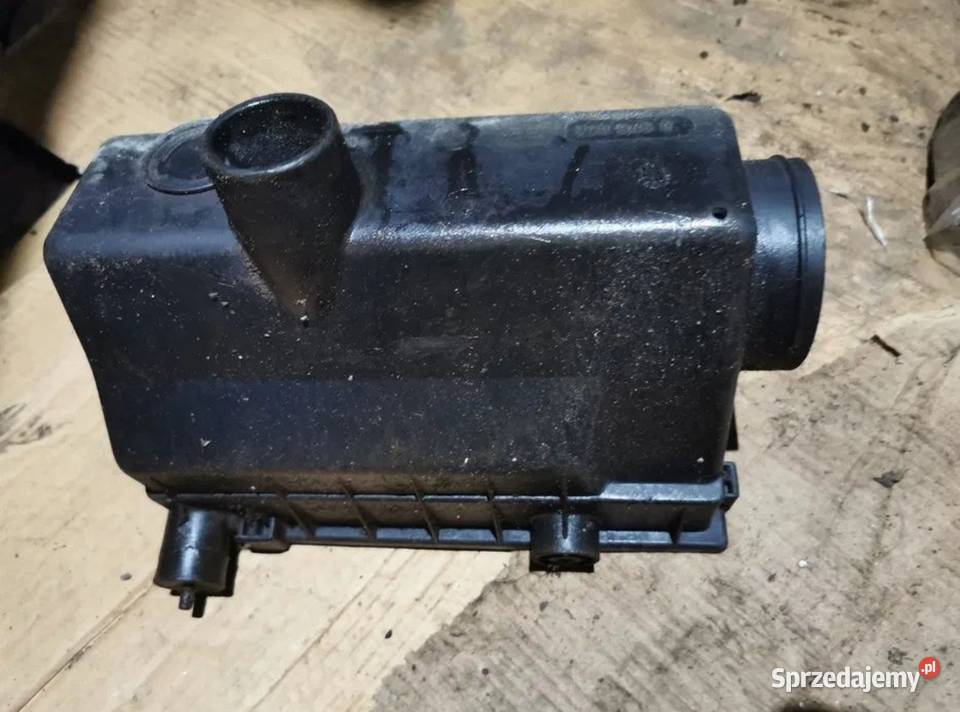 Obudowa filtra powietrza BMW E30 m40 dolna część osobowe Żory