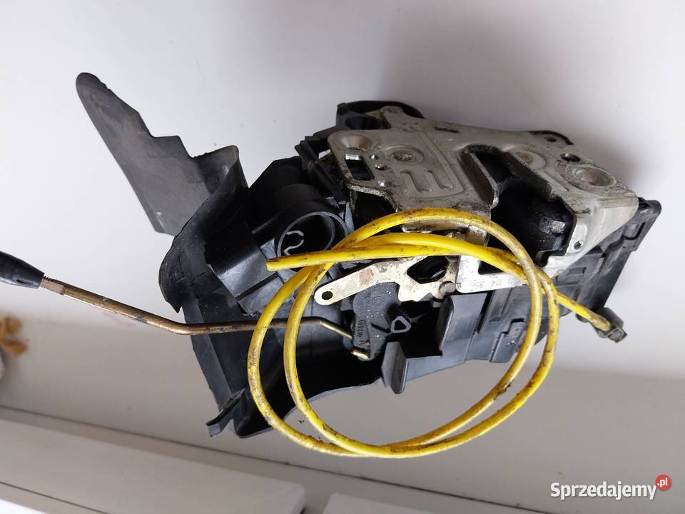 Zamek drzwi mercedes SLK 170 prawy