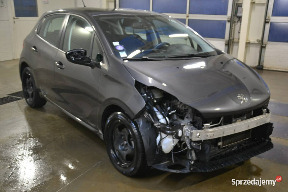 Peugeot 208 Zdekompletowany NISKI PRZEBIEG uszkodzony małopolskie Kęty