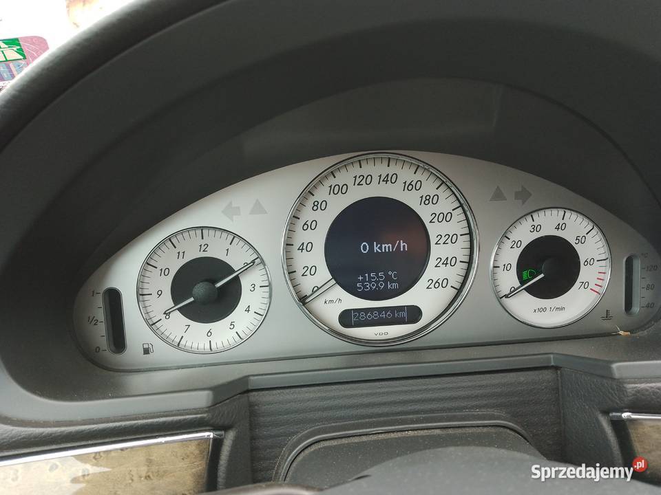 MERCEDES BENZ E 350 w wersji Avantgarde 3498cm3 Klasa E podkarpackie Rzeszów