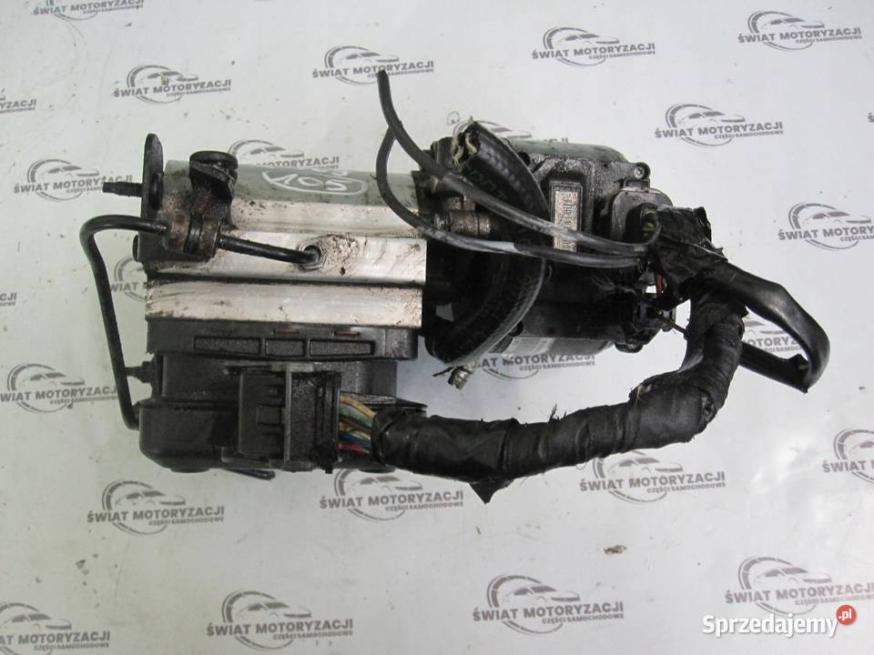 CITROEN C5 II X7 22 HDI 4HT 172 pompa osobowe Kielce