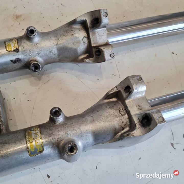 HONDA VF 700 MAGNA RC21E LAGI ZAWIESZENIE PRZÓD Osięciny
